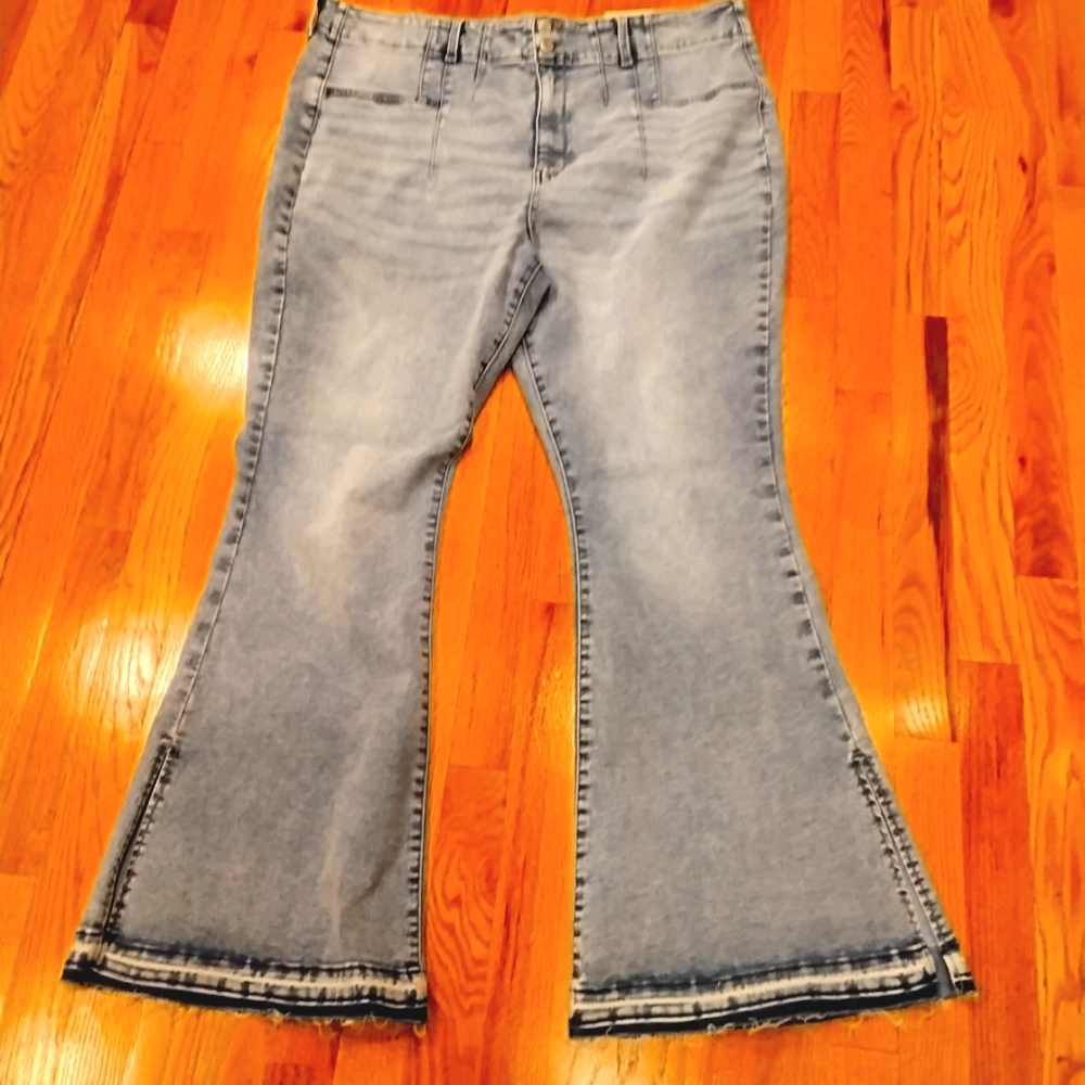 NWT J22 Blue Flared Jeans Firm Price